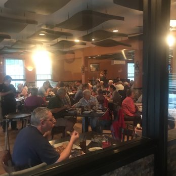 Black Olive Restaurant - Packed house - Italian Near Me - Vineland, New Jersey Black Olive Restaurant - Packed house - Italian Near Me - Vineland, New Jersey