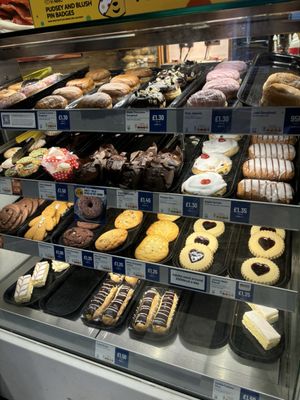 Greggs by null