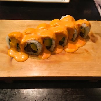Hanzo - Spicy tuna roll - my absolute favorite. You must try it! - Nikkei Near Me - Santiago, RM Hanzo - Spicy tuna roll - my absolute favorite. You must try it! - Nikkei Near Me - Santiago, RM