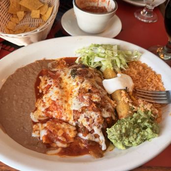 Zapata Mexican Restaurant - Combination plate 5 - Mexican Near Me - Middletown, New York