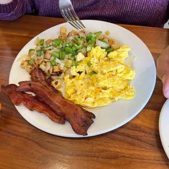 Brunch Cafe-Fox River Grove - Bacon & Eggs - Breakfast & Brunch Near Me - Fox River Grove, Illinois Brunch Cafe-Fox River Grove - Bacon & Eggs - Breakfast & Brunch Near Me - Fox River Grove, Illinois