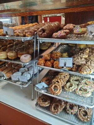 Don's Donuts Pizza & Deli by null