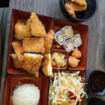 Sakae Sushi - Japanese Near Me - Mount Prospect, Illinois