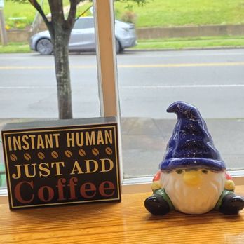Little Green Hive - Interesting objects livens up the place. - Coffee & Tea Near Me - Roanoke, Virginia
