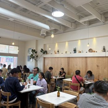 Yang’s Kitchen - Asian Fusion Near Me - Alhambra, California