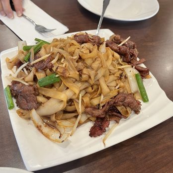 Golden Pheasant - Beef Chow Fun - Chinese Near Me - Torrance, California Golden Pheasant - Beef Chow Fun - Chinese Near Me - Torrance, California