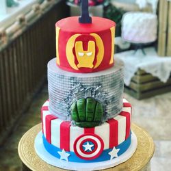 Cakes by Laurie & Liz