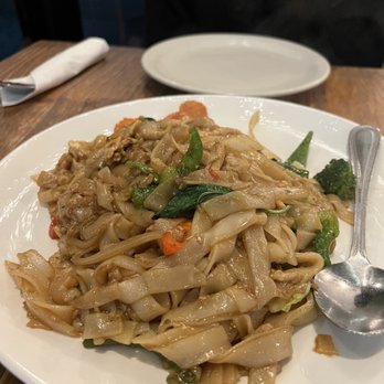 Andaman Thai - Drunken Noodles with Chicken - Thai Near Me - San Ramon, California Andaman Thai - Drunken Noodles with Chicken - Thai Near Me - San Ramon, California