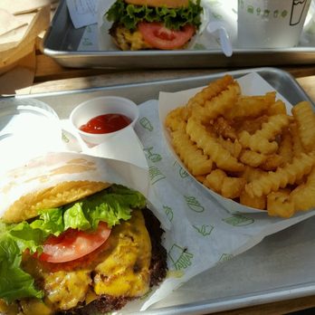 Shake Shack Livingston at the Circle - Fast Food Near Me - Livingston, New Jersey Shake Shack Livingston at the Circle - Fast Food Near Me - Livingston, New Jersey