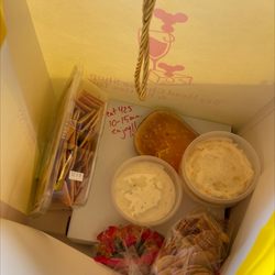 Bay Head Yacht Club - Must have house made dips, (garden dip is a must) pork roll quiche, gummy bears etc