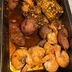 Bag O Crab Beaverton - Shrimp, add potatoes, corn, and sausage.