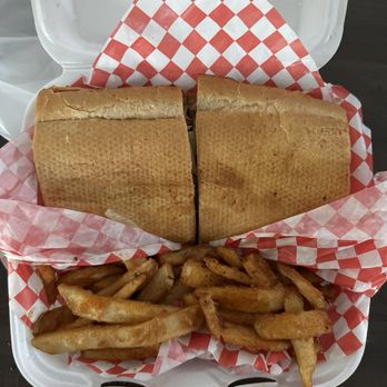 Bubba Ts' Kitchen - Shrimp Po Boy - Seafood Near Me - Conroe, Texas
