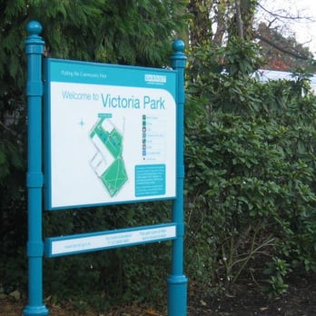 Victoria Park - I saw bats here - Parks Near Me - London, XGL Victoria Park - I saw bats here - Parks Near Me - London, XGL