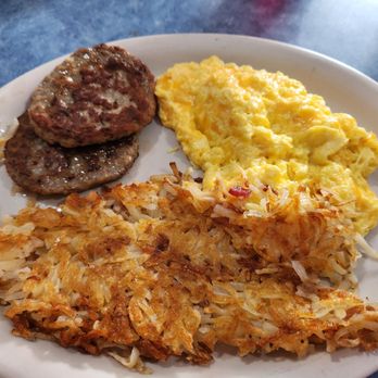 Gladys' Restaurant - Homefries, sausage, eggs says 2 but more like 3 - Diners Near Me - Okeechobee, Florida