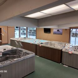 West Coast Spas - Salem hot tub store showroom