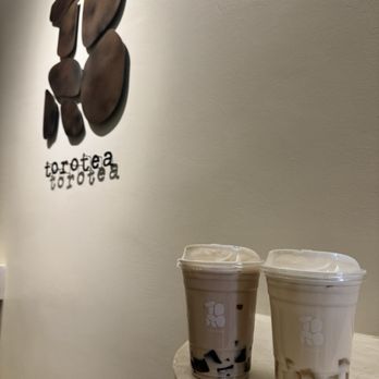 Torotea - Popcorn milk tea with brown sugar tapiochi (left) and misty oolong milk tea with osmanthus jelly (right) - Coffee & Tea Near Me - San Marino, California