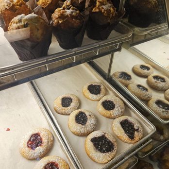 Roma Bakery and Deli - Blueberry muffins - Delis Near Me - Albuquerque, New Mexico