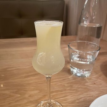 Mida - Limoncello - Italian Near Me - Newton, Massachusetts Mida - Limoncello - Italian Near Me - Newton, Massachusetts