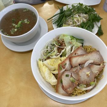 Pho Cafe - Vietnamese Near Me - Baton Rouge, Louisiana
