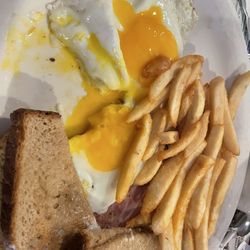 The Silver Spoon Cafe - Ham and eggs with french fries