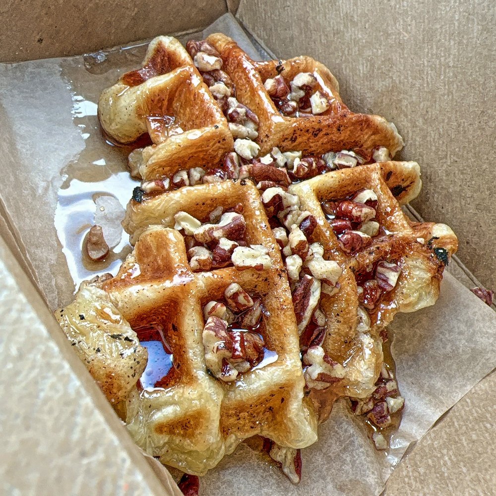 Brew Coffee Lab - Maple Pecan Croffle - Coffee & Tea Near Me - Des Plaines, Illinois