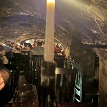 Gordon's Wine Bar - Wine Bars Near Me - London, XGL Gordon's Wine Bar - Wine Bars Near Me - London, XGL