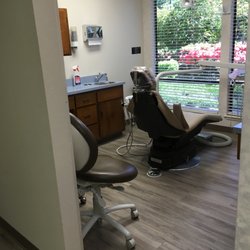 Lorence G Thomas, DDS - Patient Operatory