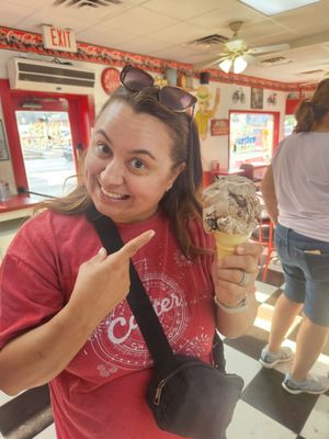 Mr B's Ice Cream Parlor by null