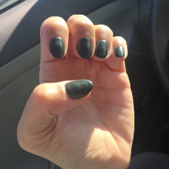 Gloss - My hand looks ugly but my nails look great !! Thank you Nancy! - Nail Salons Near Me - Melrose, Massachusetts