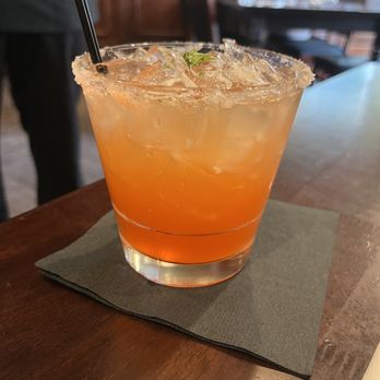 deSha's - Cincinnati - Strawberry basil margarita - American Near Me - Cincinnati, Ohio