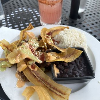 Que Sazon Restaurant and Ceviche Bar - Slow roasted shredded pork bowl - Tapas/Small Plates Near Me - Phoenix, Arizona Que Sazon Restaurant and Ceviche Bar - Slow roasted shredded pork bowl - Tapas/Small Plates Near Me - Phoenix, Arizona