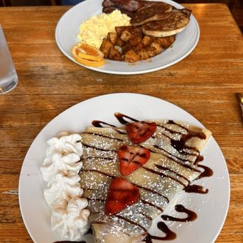Le Palais Sucre - Strawberry and Nutella crepe - Creperies Near Me - Pleasanton, California Le Palais Sucre - Strawberry and Nutella crepe - Creperies Near Me - Pleasanton, California