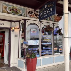 Blue Moon Pizza - Store front.