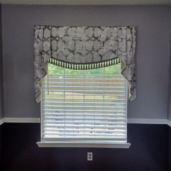 Boyd's Custom Drapery - Flat swag valance w/fringe and jabots - Shades & Blinds Near Me - Bartlett, Tennessee Boyd's Custom Drapery - Flat swag valance w/fringe and jabots - Shades & Blinds Near Me - Bartlett, Tennessee
