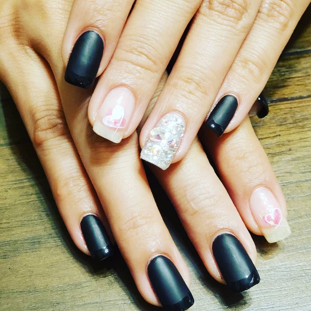 New Love Nail - 1st visit. #blacknails #blacknailart #blackonblackfrench Loved this shiny black kn matte black finish. Nail Art done by Jin - Nail Salons Near Me - Bayside, New York New Love Nail - 1st visit. #blacknails #blacknailart #blackonblackfrench Loved this shiny black kn matte black finish. Nail Art done by Jin - Nail Salons Near Me - Bayside, New York
