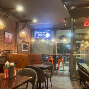 Pho Cyclo Vietnamese - the interior of a restaurant - Vietnamese Near Me - Falls Church, Virginia