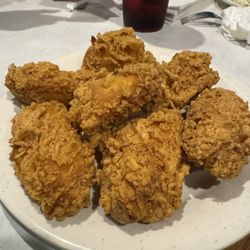 Four Seasons Buffett - Best chicken wings around!
