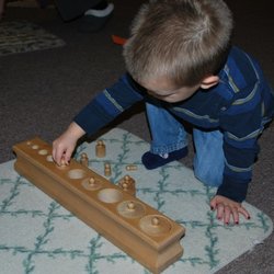 Central Kitsap Montessori - Knobbed cylinders - Montessori sensorial work
