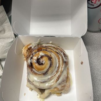 Cinnabon - Tiny cinnamon roll - Bakeries Near Me - Sacramento, California