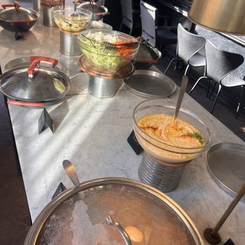 Freni e Frizioni - Aperetivo setup is self serve - Wine Bars Near Me - Rome, RM