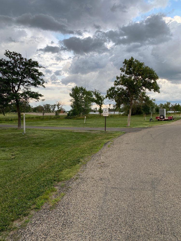 RIVER VIEW RV PARK Updated October 2024 910 Verendrye Dr, Fort