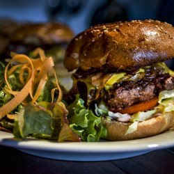 The Lizard Lounge - Le Célèbre Sinatra Burger