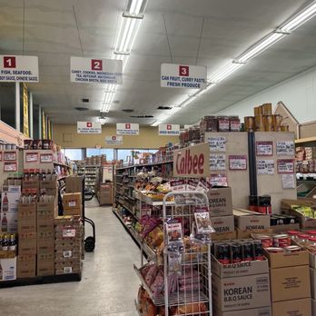 New Bangluck Market - Inside the market. - Fruits & Veggies Near Me - Reseda, California
