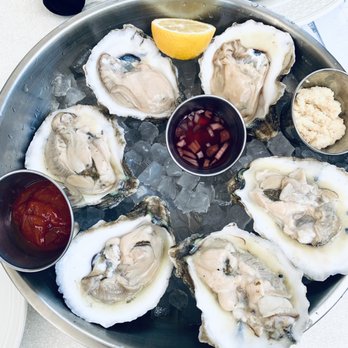 Hugo's Oyster Bar - Gulf Oysters on the Half Shell - Happy Hour - Seafood Near Me - Roswell, Georgia Hugo's Oyster Bar - Gulf Oysters on the Half Shell - Happy Hour - Seafood Near Me - Roswell, Georgia