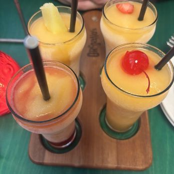Oregano's - Bellini flight - Pizza Near Me - Phoenix, Arizona