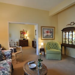 Resident Apartment picture. Choices of many floor plans, that you can choose to decorate as you wish.
