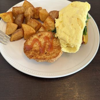 SixtyTwo MarcKet - Breakfast sandwich - New American Near Me - Wailuku, Hawaii SixtyTwo MarcKet - Breakfast sandwich - New American Near Me - Wailuku, Hawaii