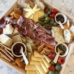 Nibblesford - Charcuterie for 4ppl