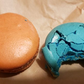 Parfait Paris - Rose macaron and Jasmine Earl Grey macaron - Bakeries Near Me - Coronado, California Parfait Paris - Rose macaron and Jasmine Earl Grey macaron - Bakeries Near Me - Coronado, California