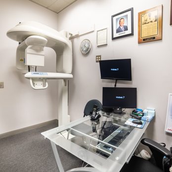 Kevin Smith- Smith Center - Our in-office CT scanner helps identify the root cause of migraines and chronic headaches. - Ear Nose & Throat Near Me - Houston, Texas Kevin Smith- Smith Center - Our in-office CT scanner helps identify the root cause of migraines and chronic headaches. - Ear Nose & Throat Near Me - Houston, Texas